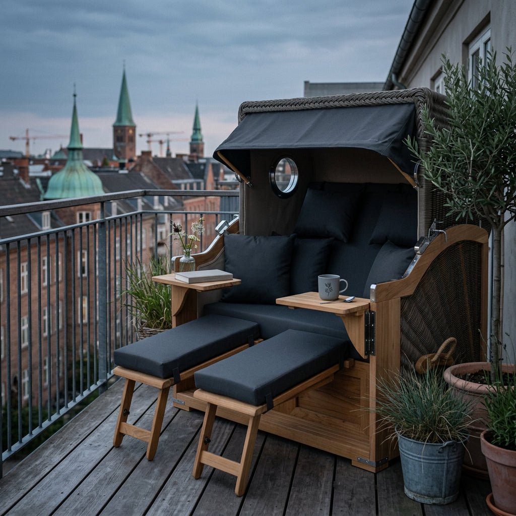 Strandkorb Baltikum mit Bullauge in Teak und PE Grey