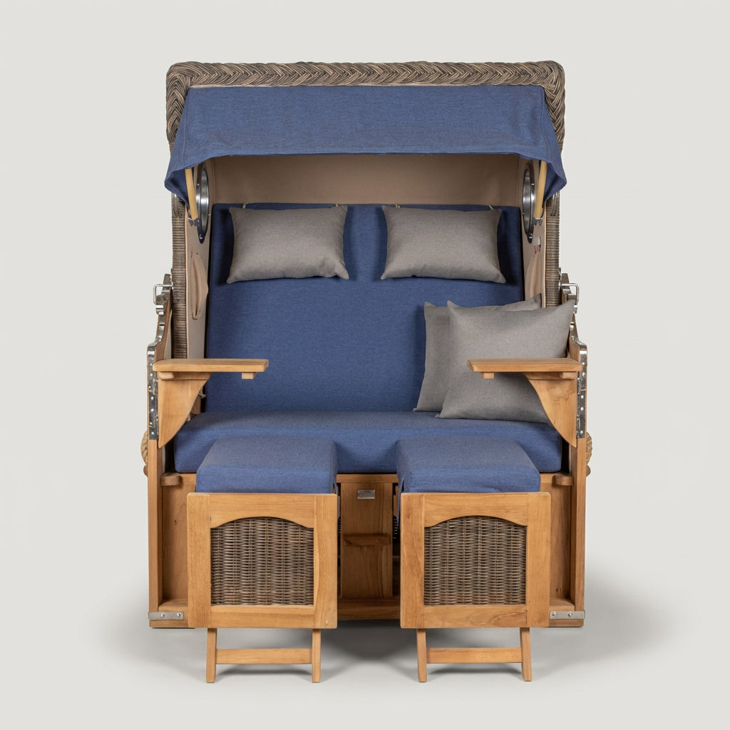Strandkorb Düne 2-Sitzer aus Teak und Polyrattan mit Bullaugen in maritimem Blau