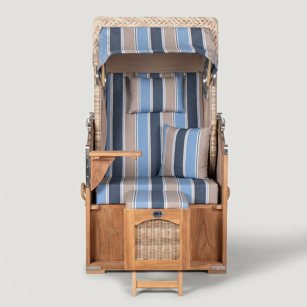 Strandkorb Düne Single aus Teakholz mit Bullauge in maritimem Blau-Beige