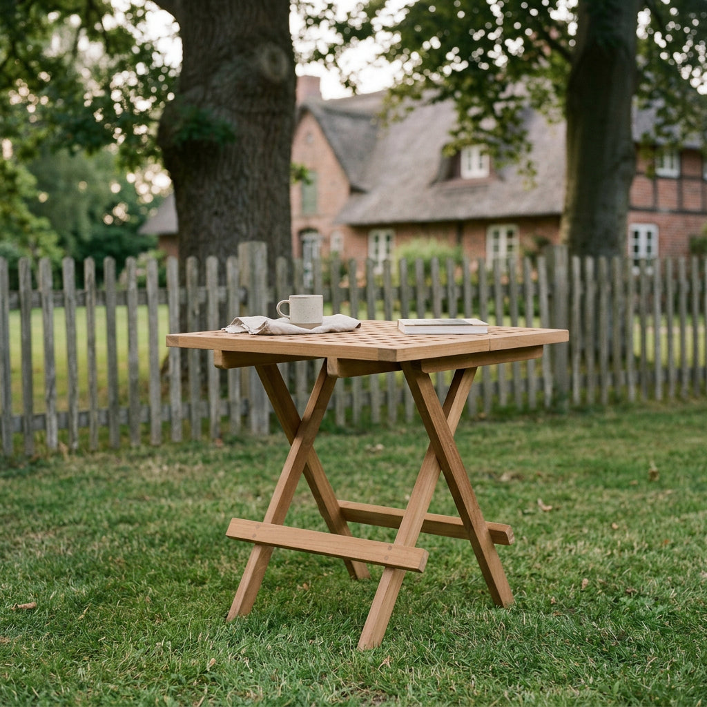 Klapptisch Devon aus massivem Teakholz mit Gitterstruktur