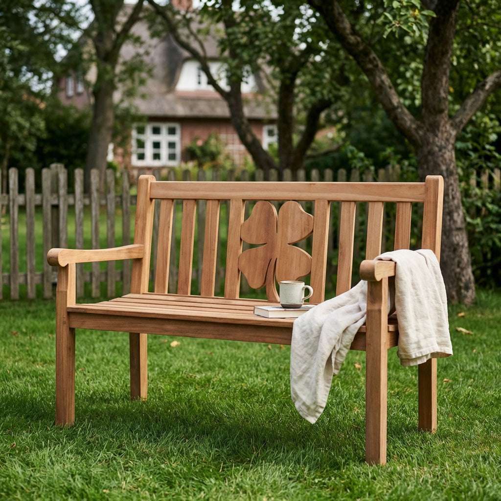 Gartenbank Kleeblatt 120 cm aus massivem Teakholz mit Kleeblatt-Motiv